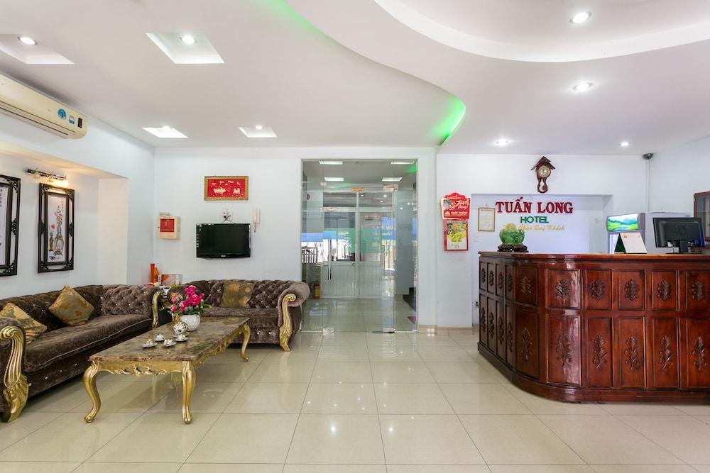 Oyo 130 Tuan Long Hotel Ho Chi Minh City Exterior photo