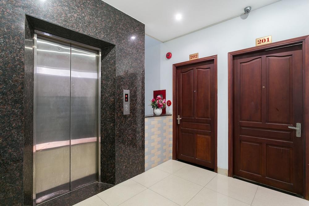 Oyo 130 Tuan Long Hotel Ho Chi Minh City Exterior photo