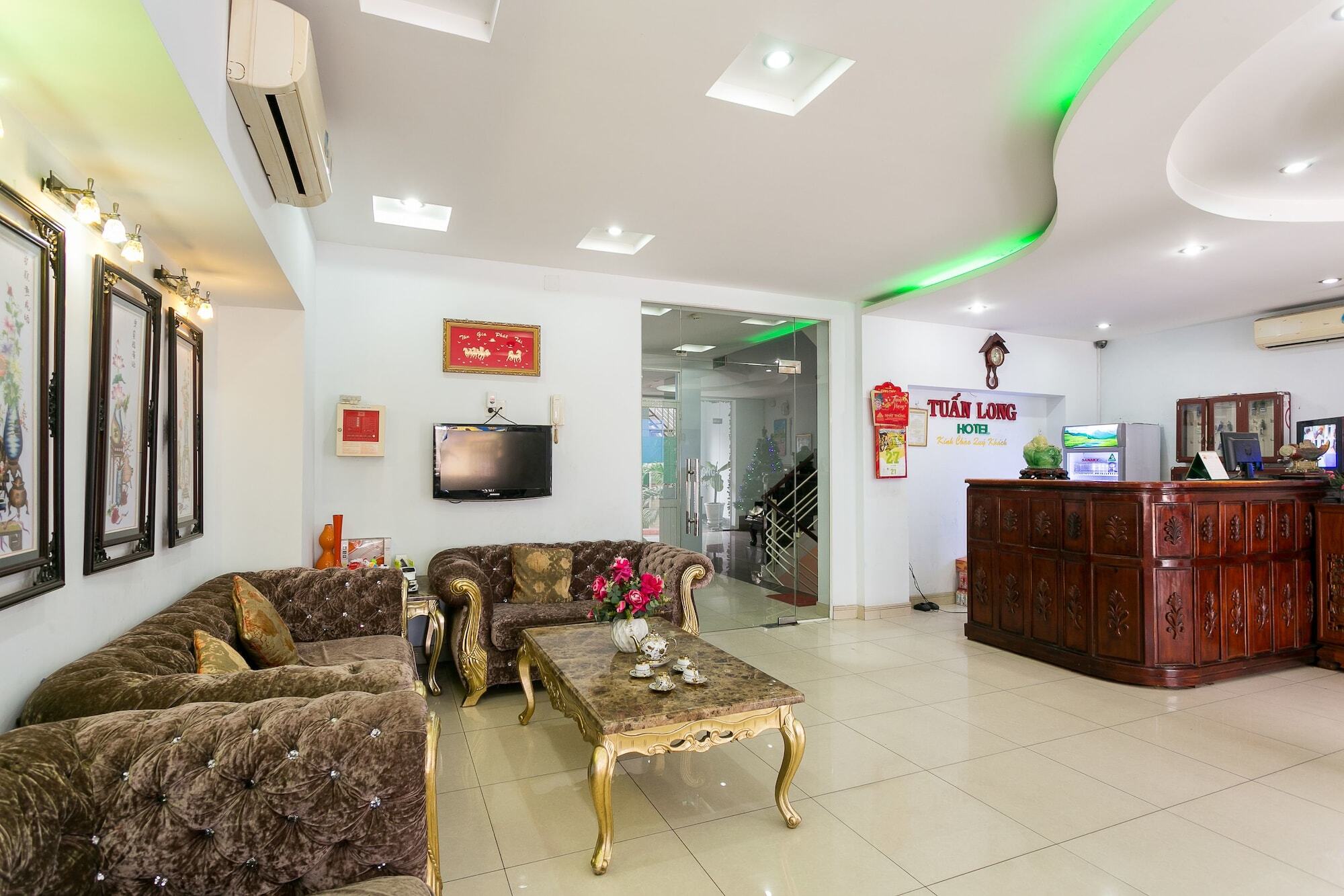 Oyo 130 Tuan Long Hotel Ho Chi Minh City Exterior photo